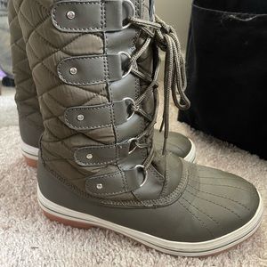 Army Green Snowboots